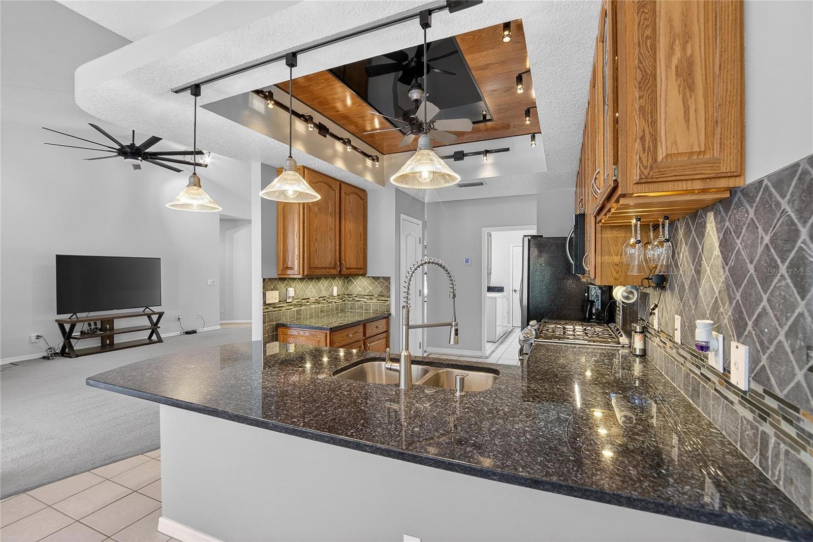 Image 13 of 77 For 8518 Quail Hollow Boulevard