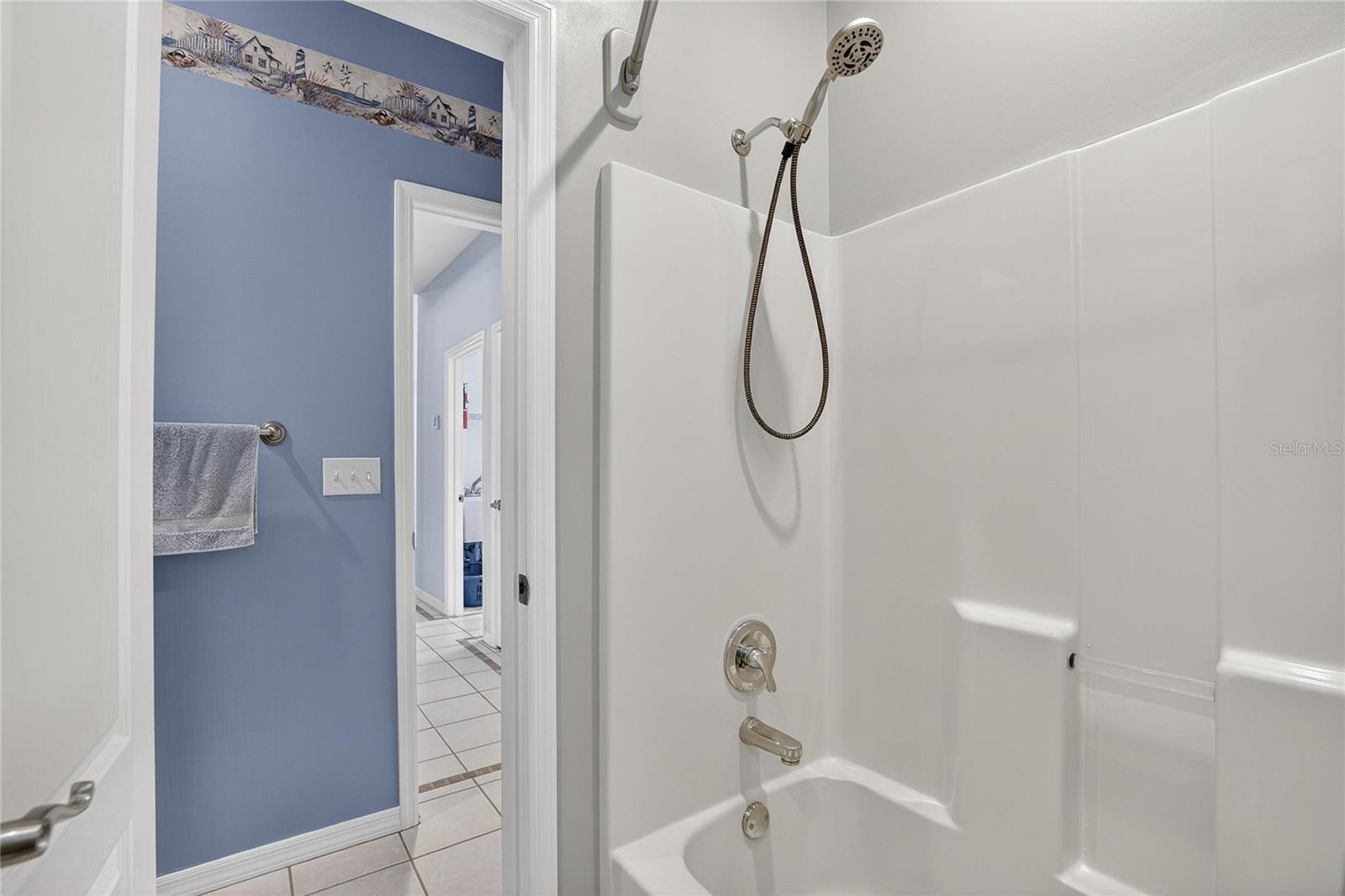 Image 28 of 77 For 8518 Quail Hollow Boulevard