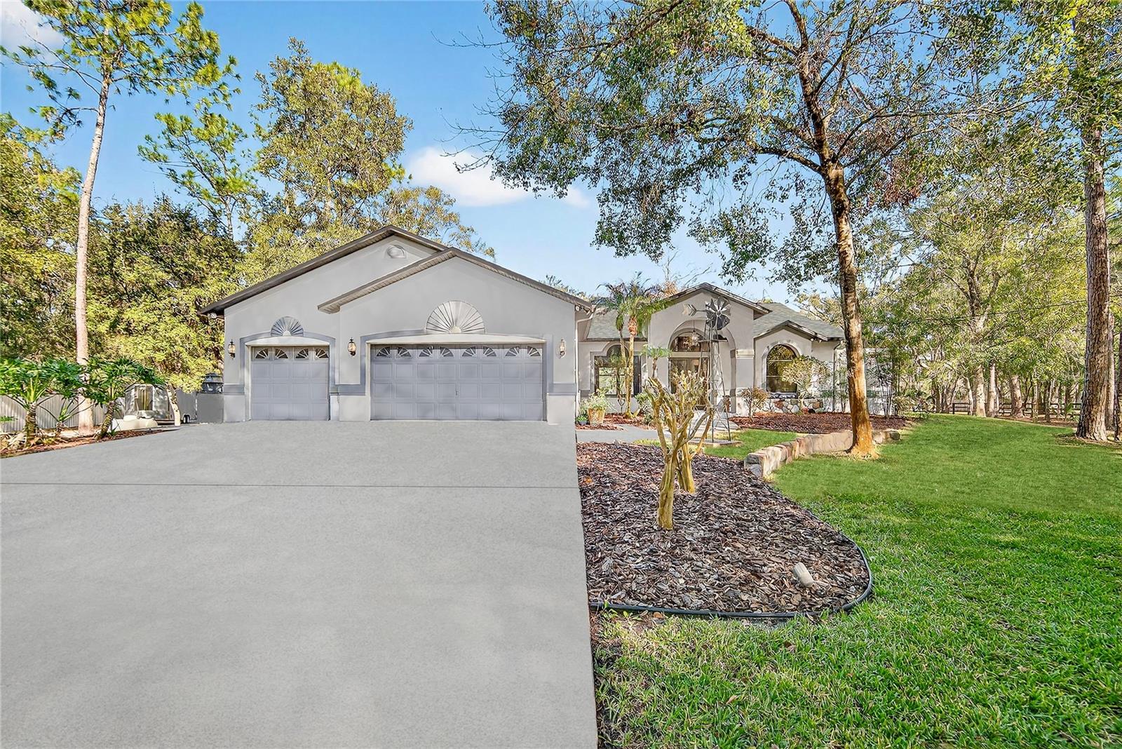 Image 3 of 77 For 8518 Quail Hollow Boulevard