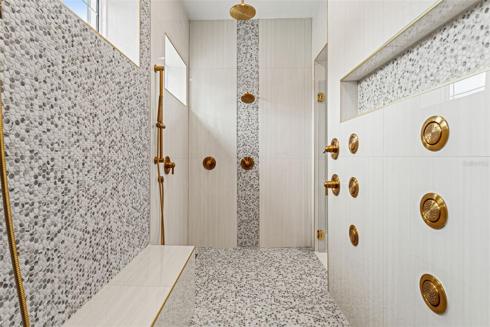 Image 41 of 93 For 10700 Pontofino Circle