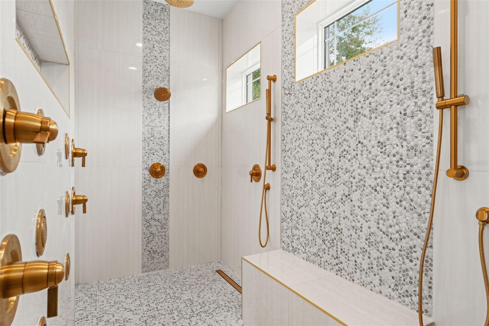 Image 45 of 93 For 10700 Pontofino Circle