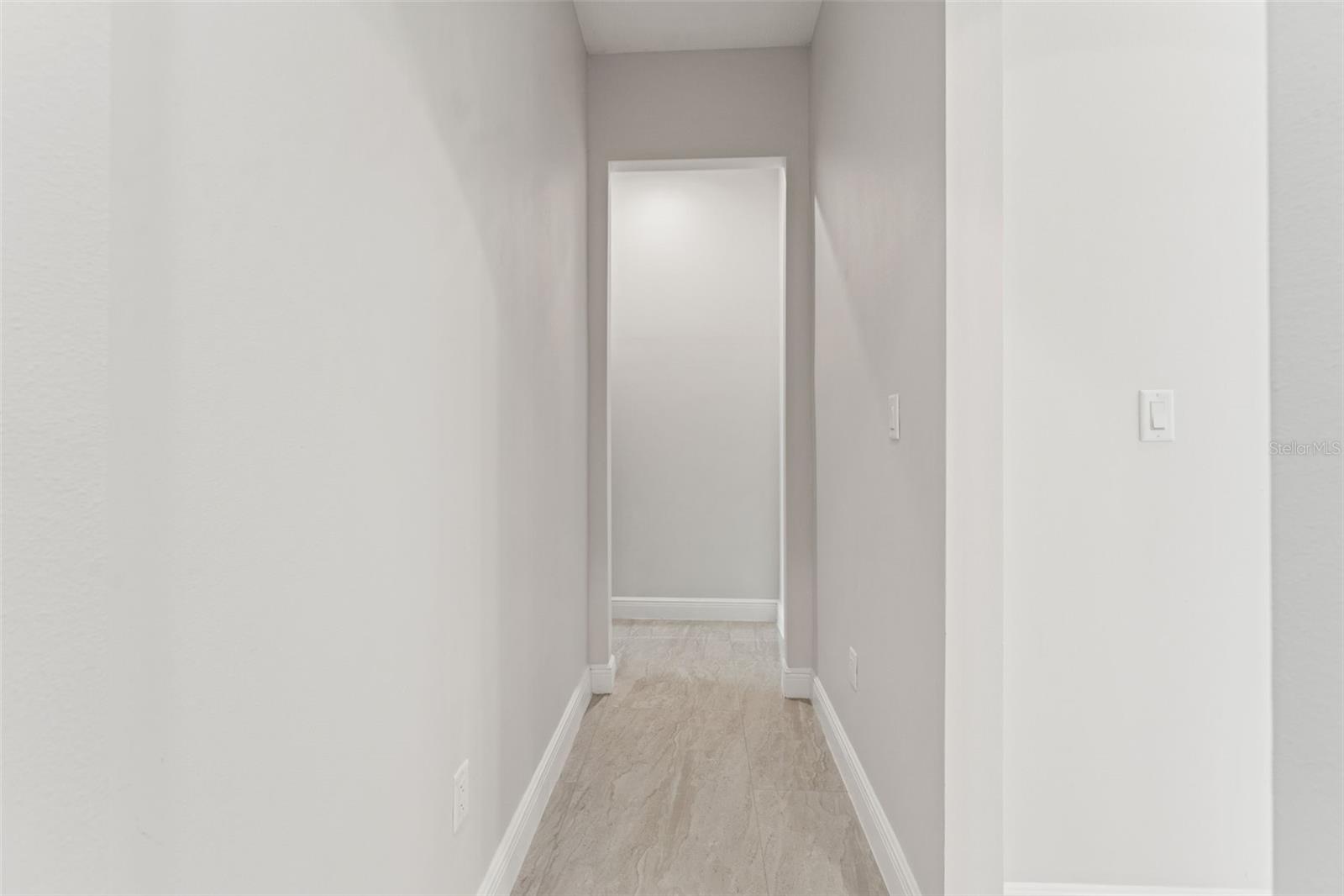 Image 61 of 93 For 10700 Pontofino Circle