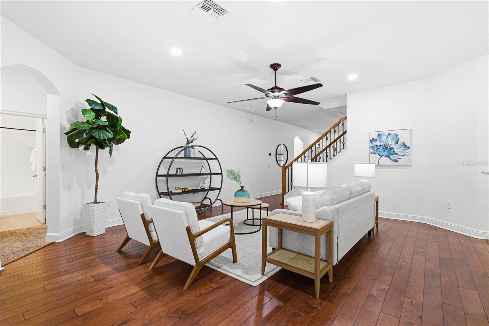 Image 20 of 97 For 7907 Hampton Lake Drive