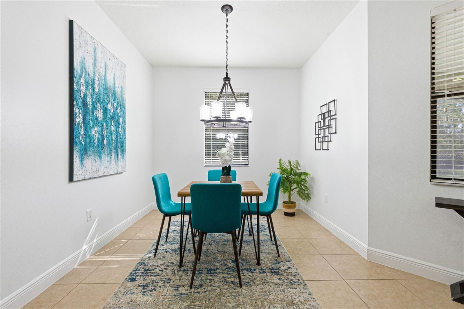 Image 28 of 97 For 7907 Hampton Lake Drive