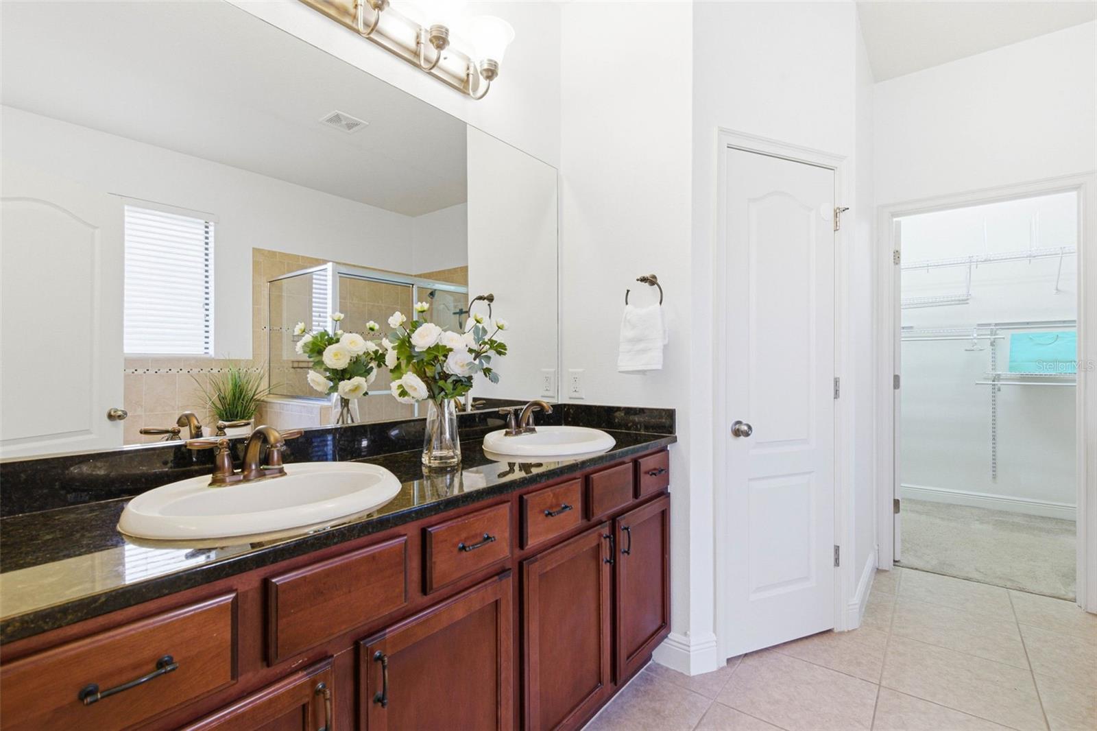 Image 34 of 97 For 7907 Hampton Lake Drive