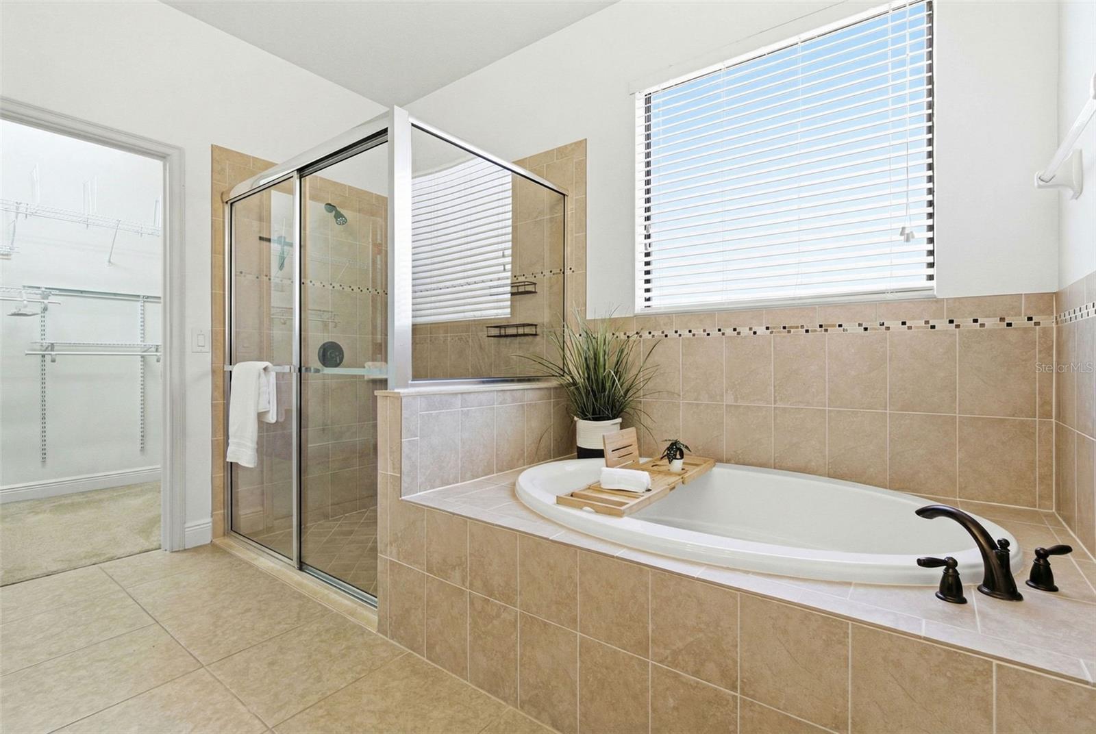 Image 35 of 97 For 7907 Hampton Lake Drive