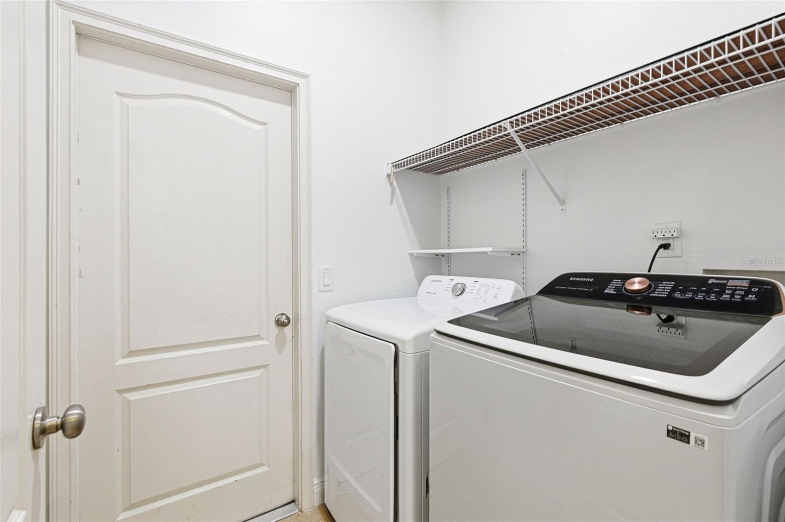 Image 40 of 97 For 7907 Hampton Lake Drive