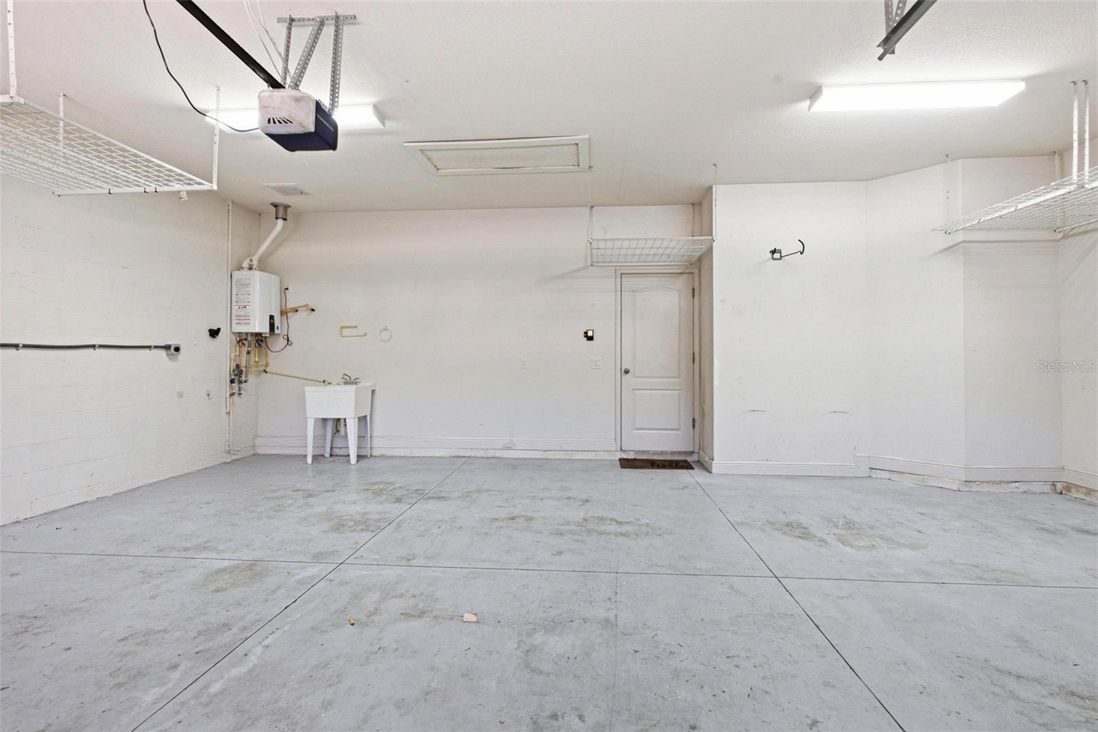 Image 59 of 97 For 7907 Hampton Lake Drive