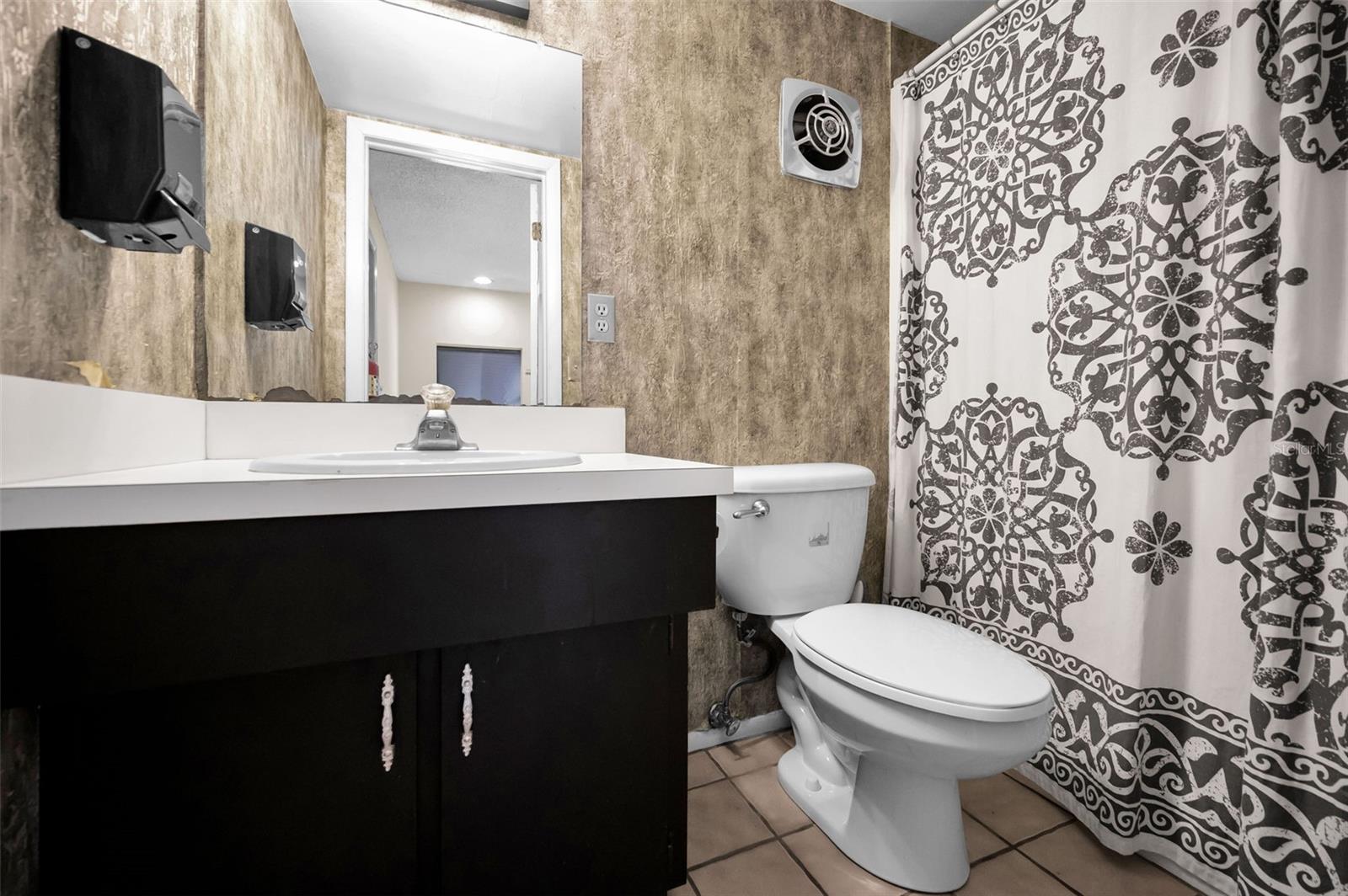 Image 28 of 40 For 7321 1st Avenue S