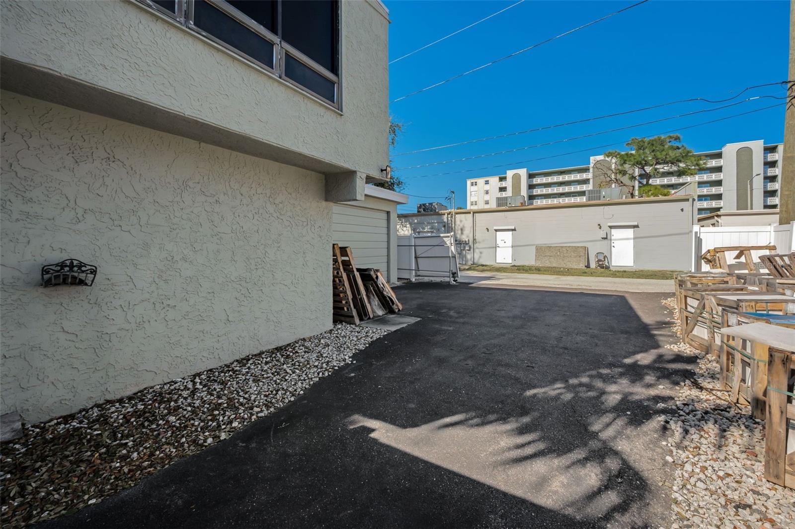 Image 32 of 40 For 7321 1st Avenue S