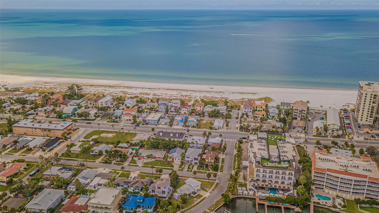 Image 9 of 25 For 3675 Gulf Boulevard 1