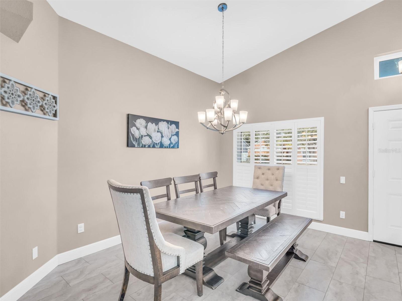 Image 10 of 59 For 1703 Blue Lake Court