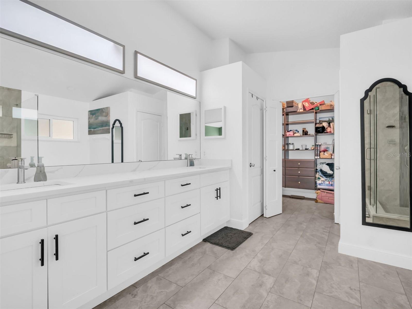 Image 19 of 59 For 1703 Blue Lake Court