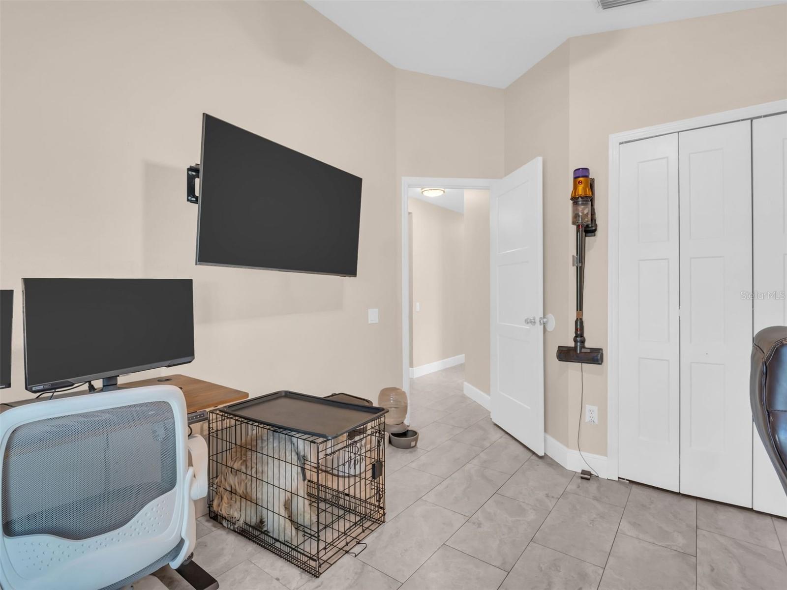 Image 28 of 59 For 1703 Blue Lake Court