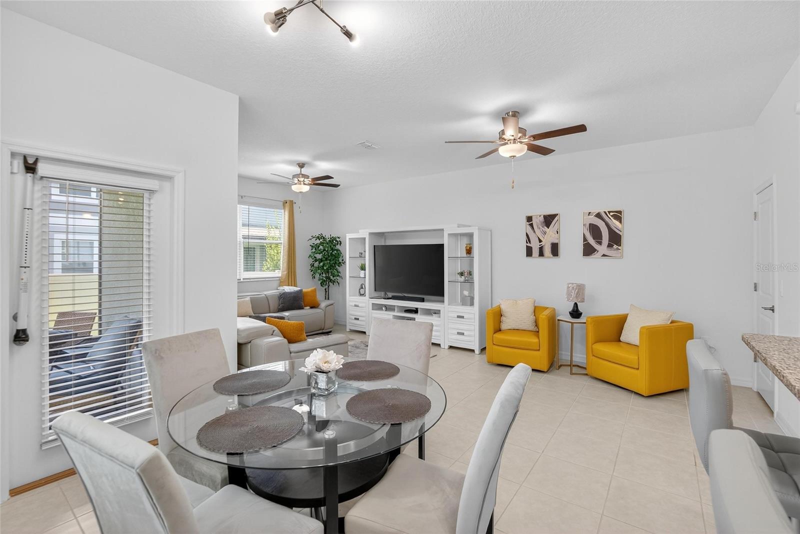 Image 12 of 35 For 10317 Trumpet Honeysuckle Way