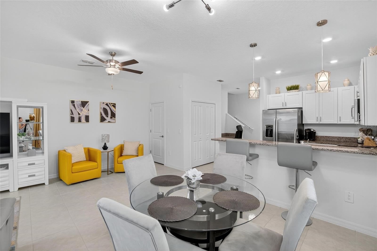 Image 14 of 35 For 10317 Trumpet Honeysuckle Way