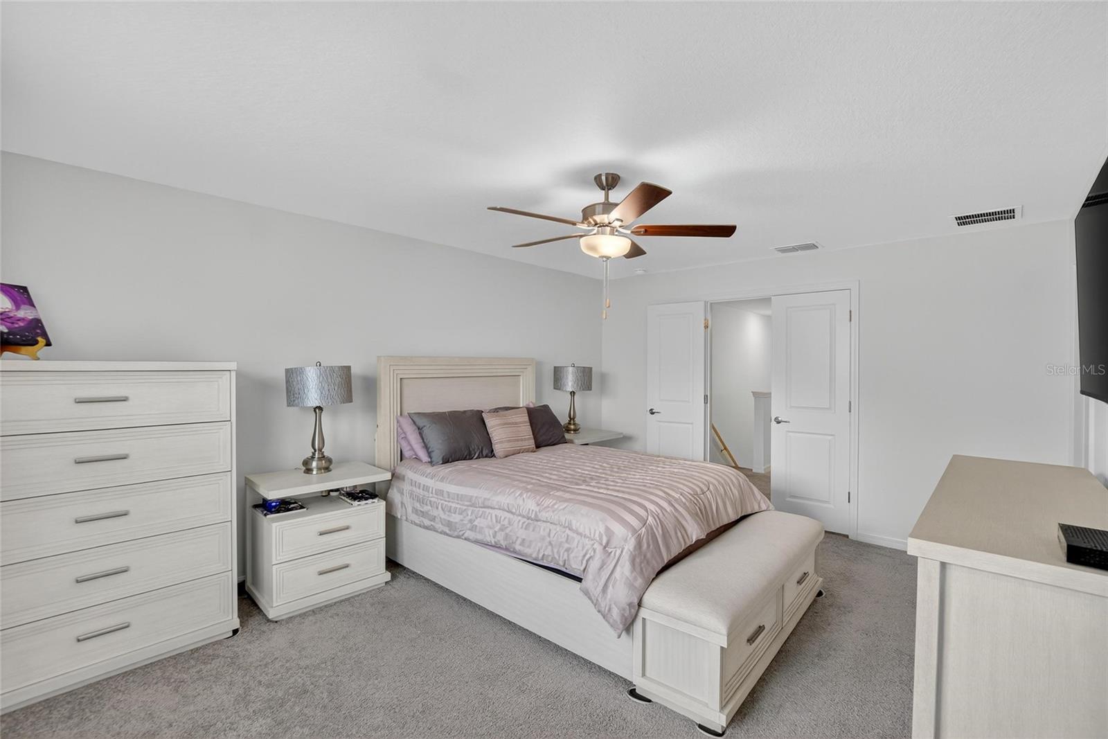 Image 17 of 35 For 10317 Trumpet Honeysuckle Way