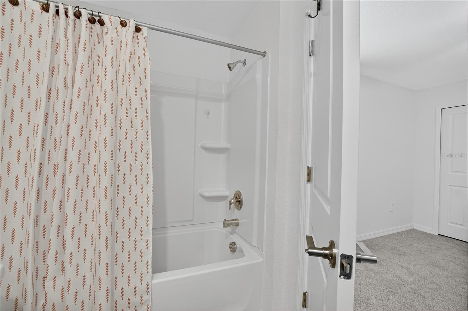 Image 21 of 35 For 10317 Trumpet Honeysuckle Way