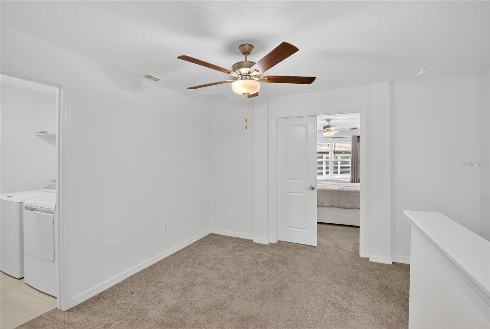 Image 24 of 35 For 10317 Trumpet Honeysuckle Way