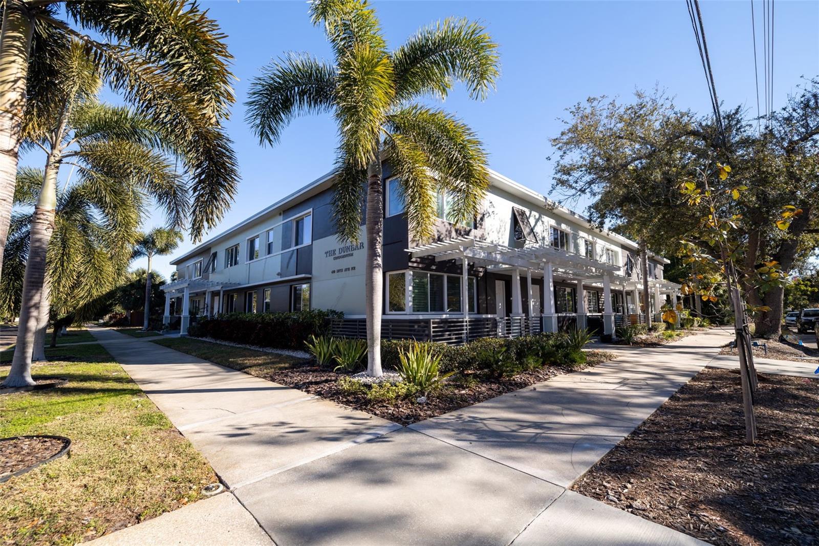 Image 2 of 23 For 410 12th Avenue Ne 10