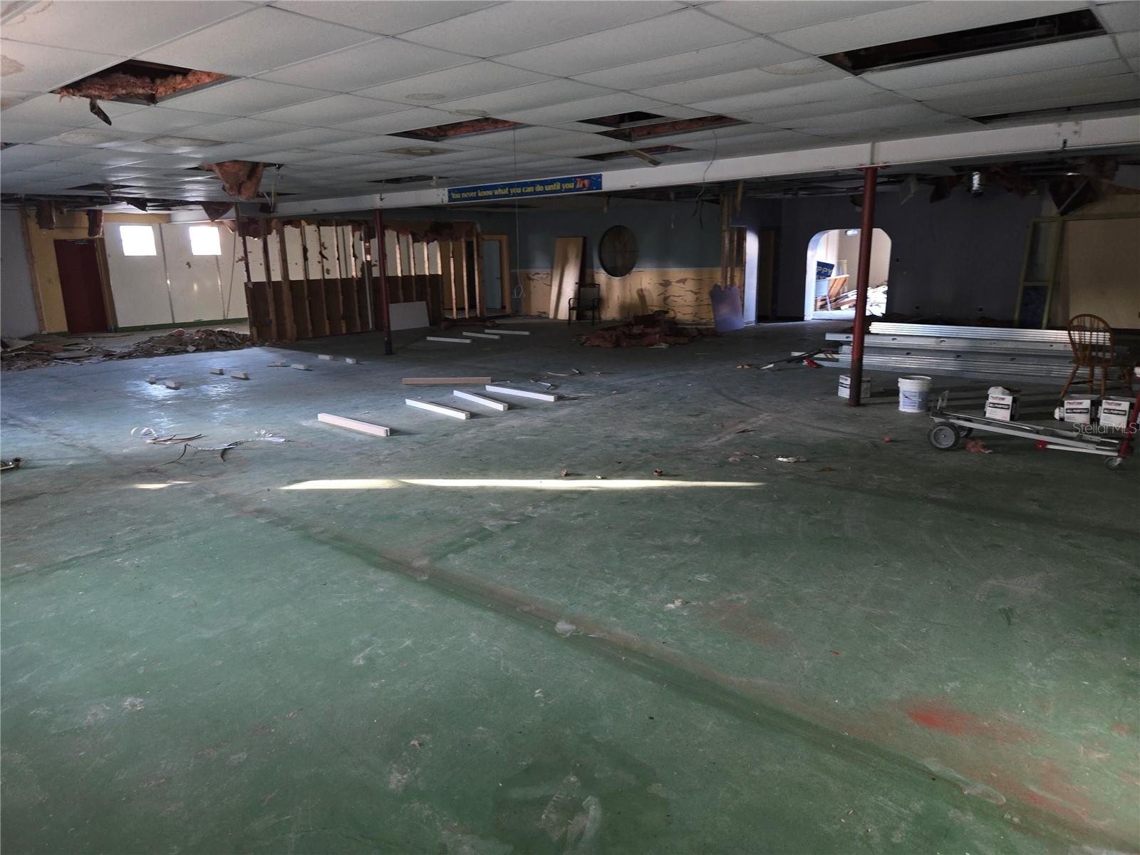 Image 13 of 16 For 39920 Us Highway 19 N 39920