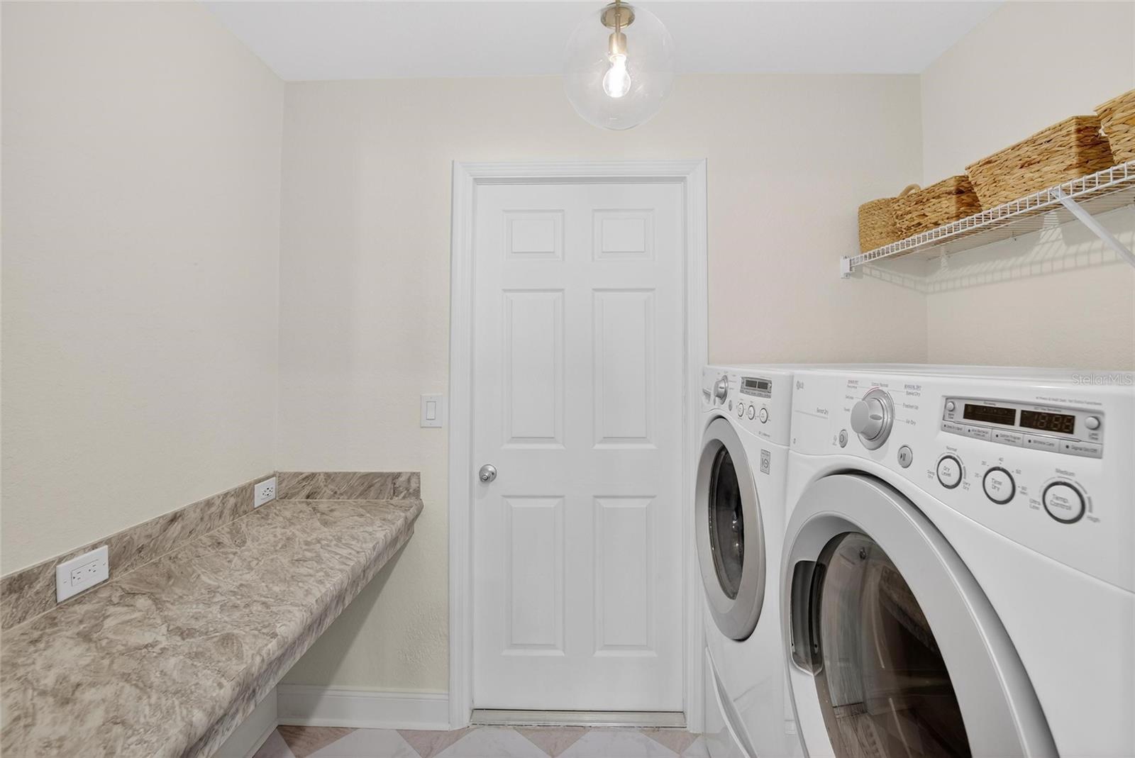 Image 14 of 40 For 1210 Third Court