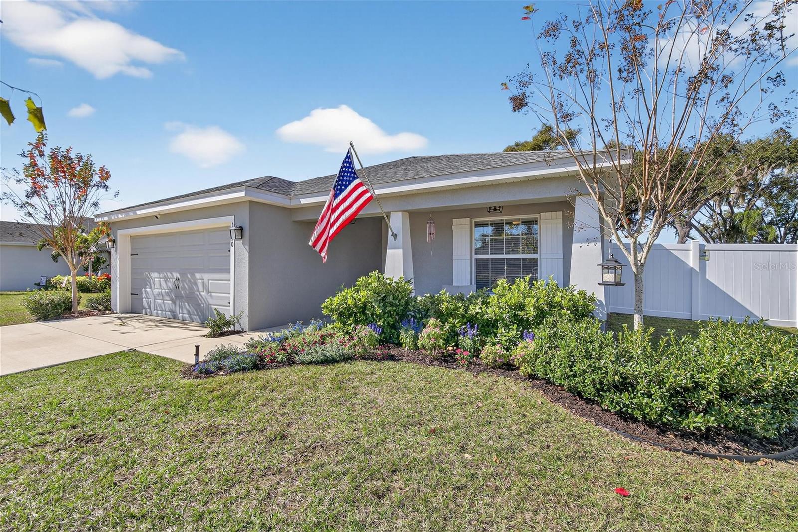 Image 2 of 40 For 1210 Third Court