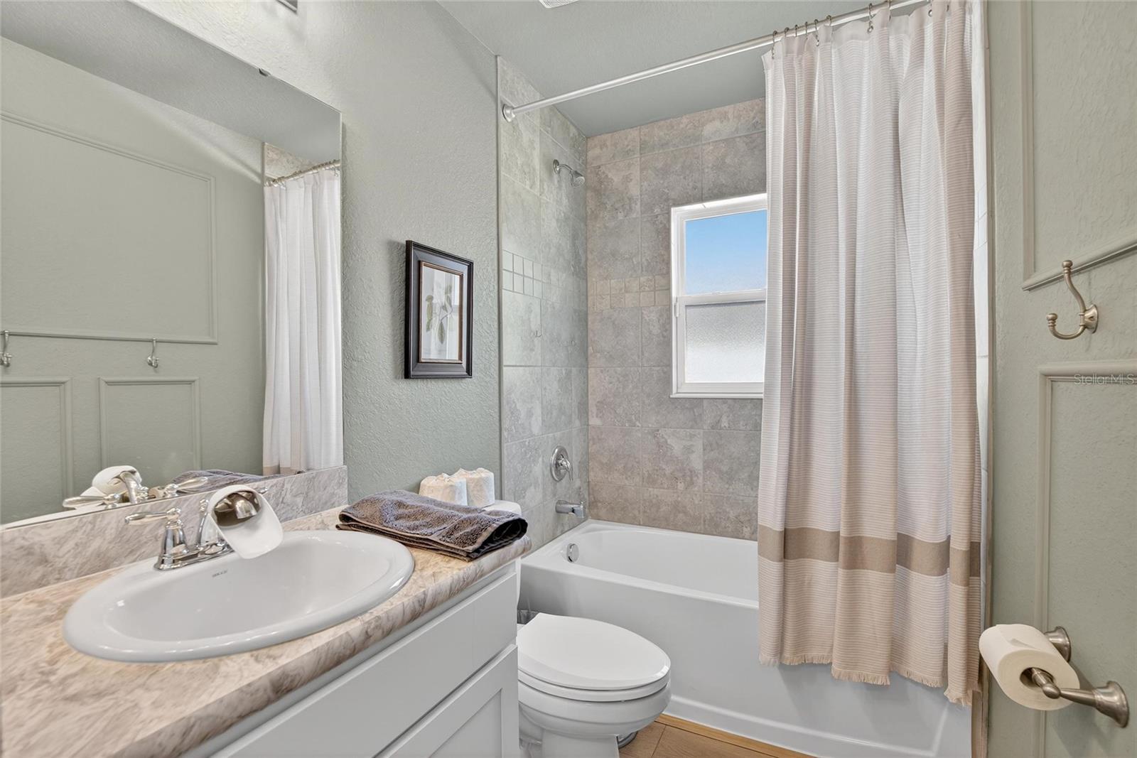 Image 20 of 40 For 1210 Third Court