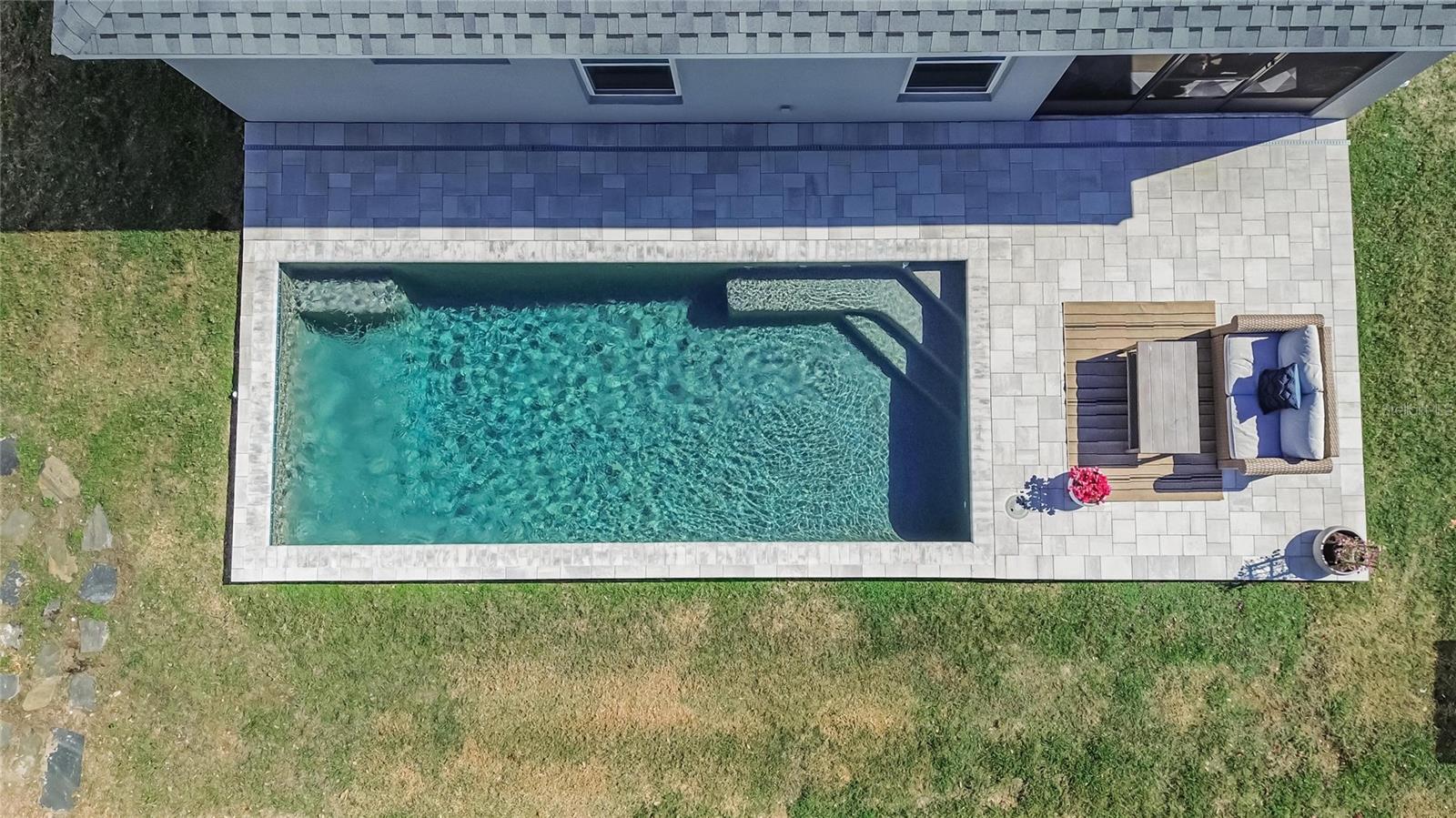 Image 39 of 40 For 1210 Third Court