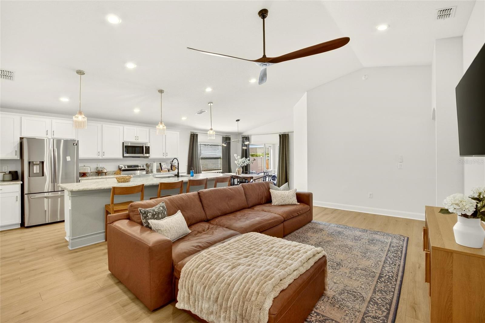 Image 5 of 40 For 1210 Third Court