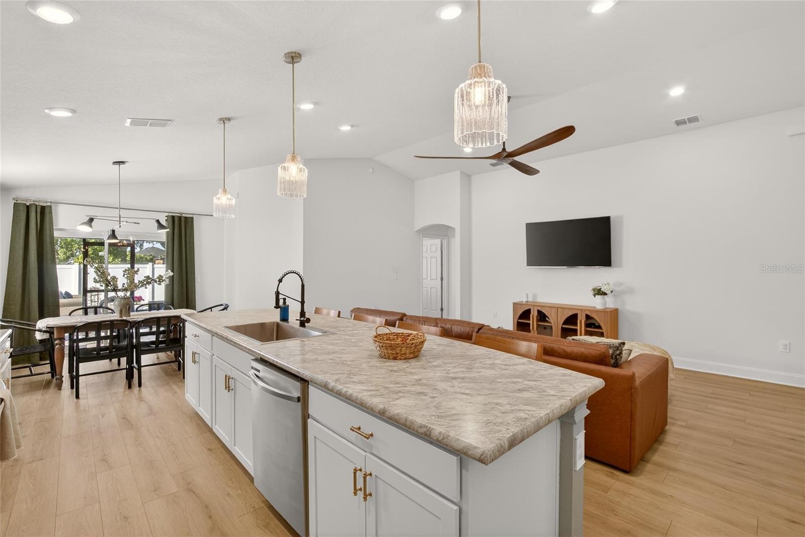 Image 8 of 40 For 1210 Third Court