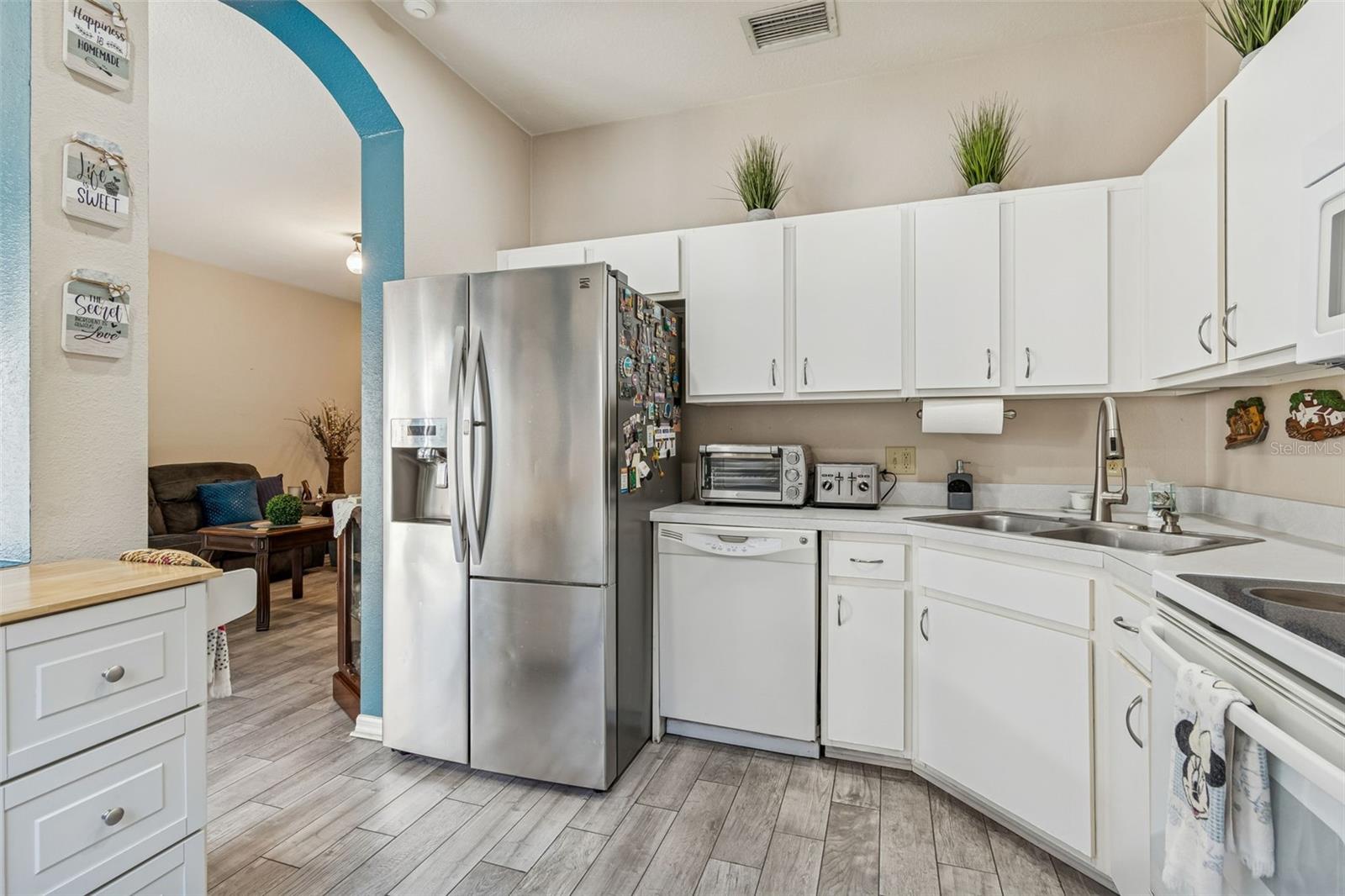 Image 13 of 46 For 8809 Casablanca Way