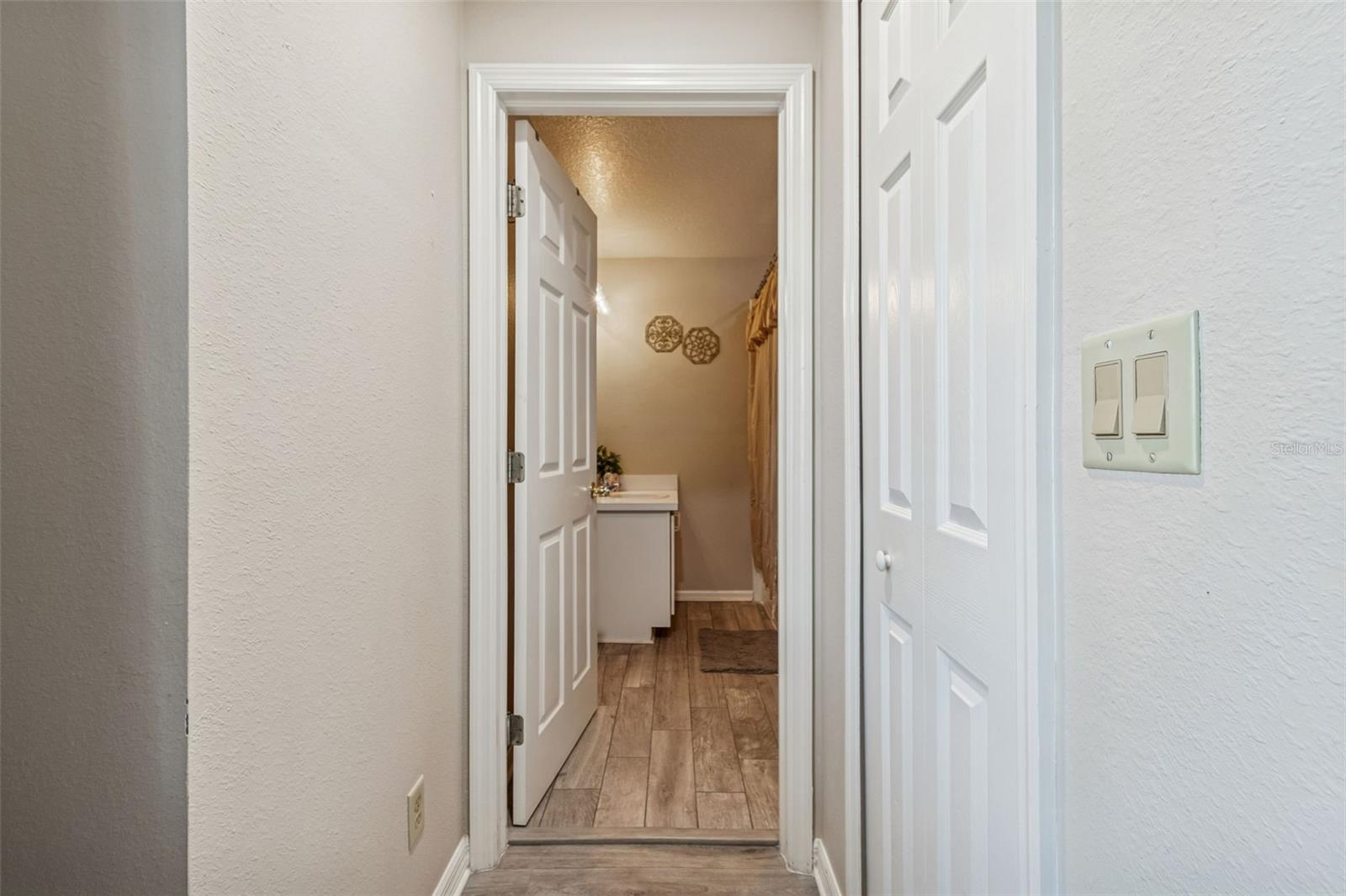 Image 32 of 46 For 8809 Casablanca Way