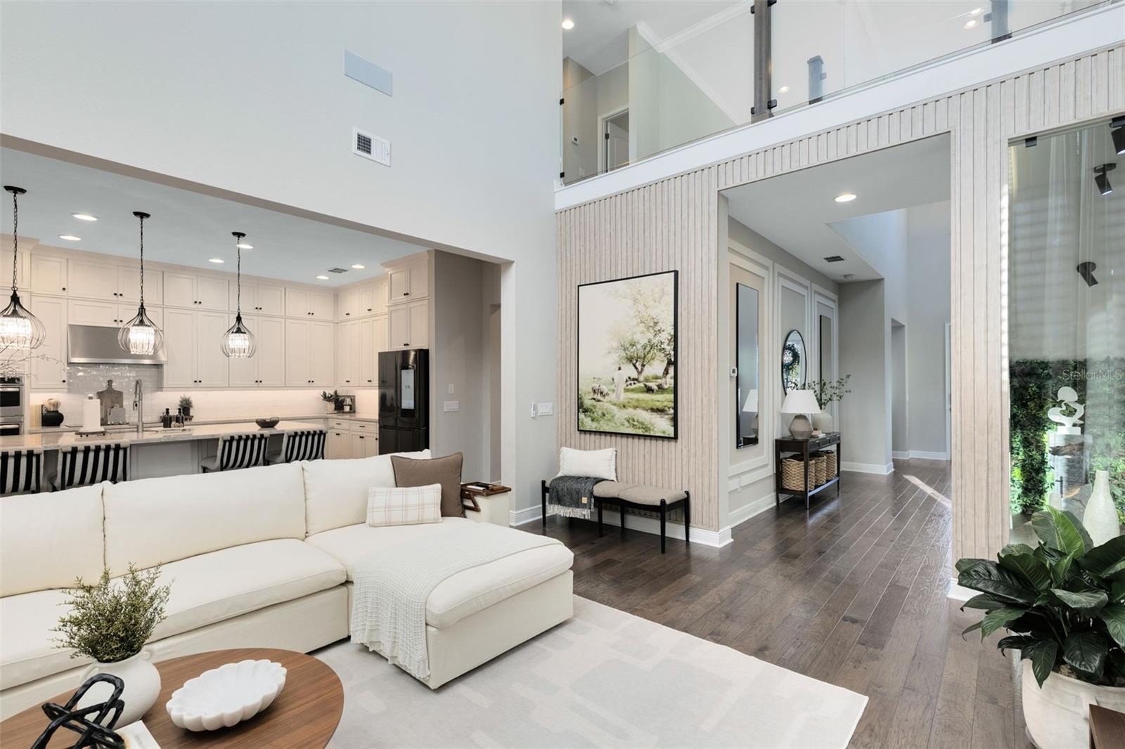 Image 5 of 54 For 9374 Reymont Street