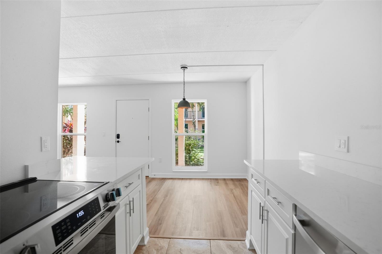 Image 10 of 29 For 8911 Blind Pass Road 122