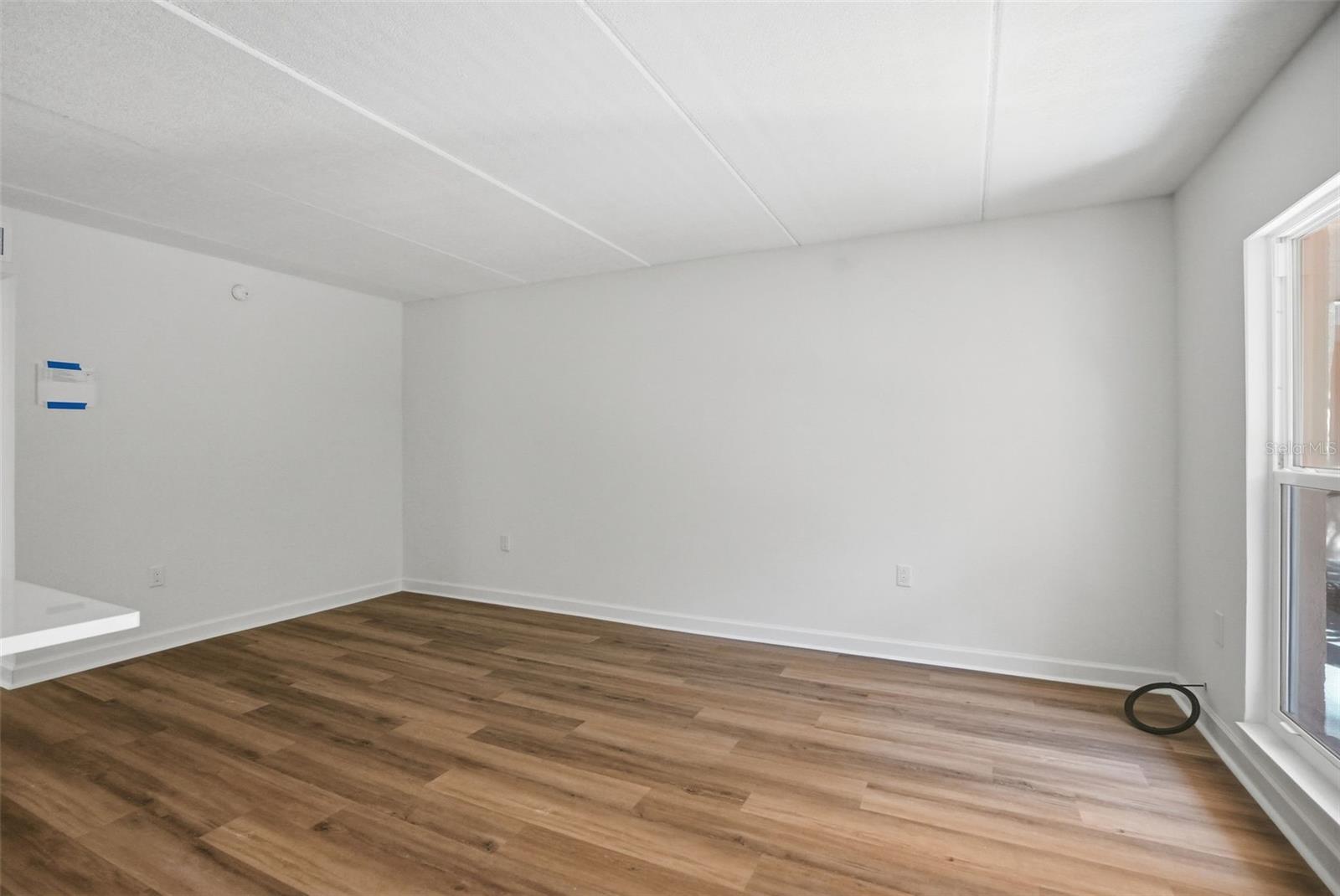 Image 12 of 29 For 8911 Blind Pass Road 122