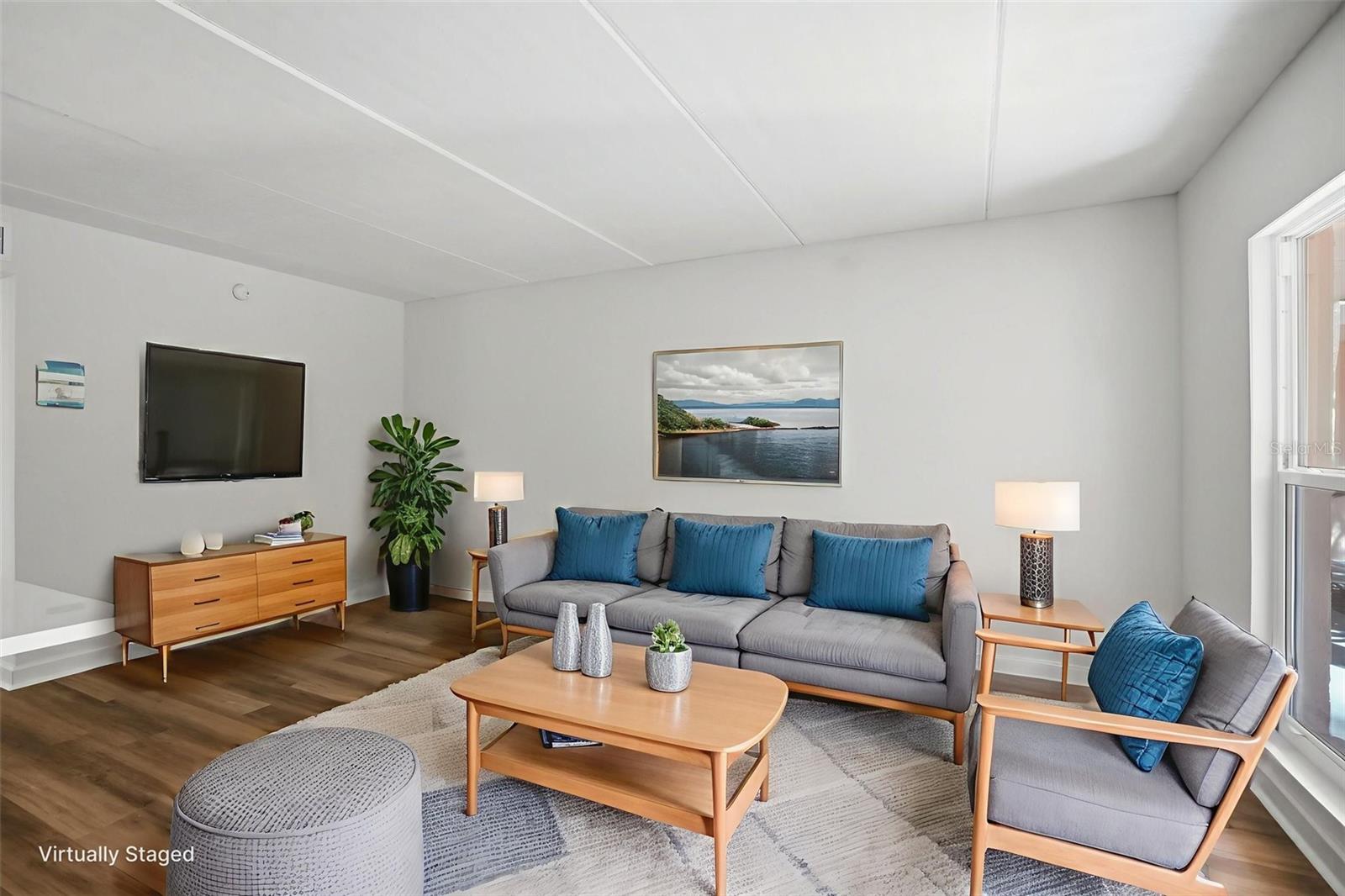 Image 4 of 29 For 8911 Blind Pass Road 122