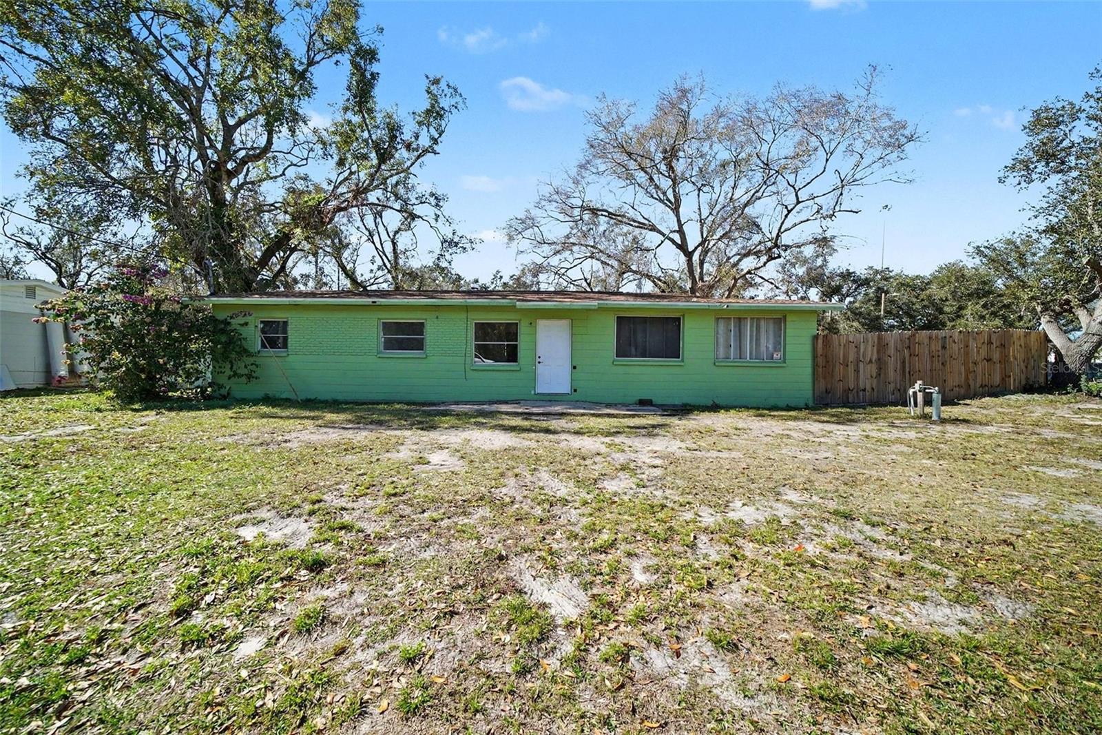 Image 2 of 39 For 5016 Garden Lane