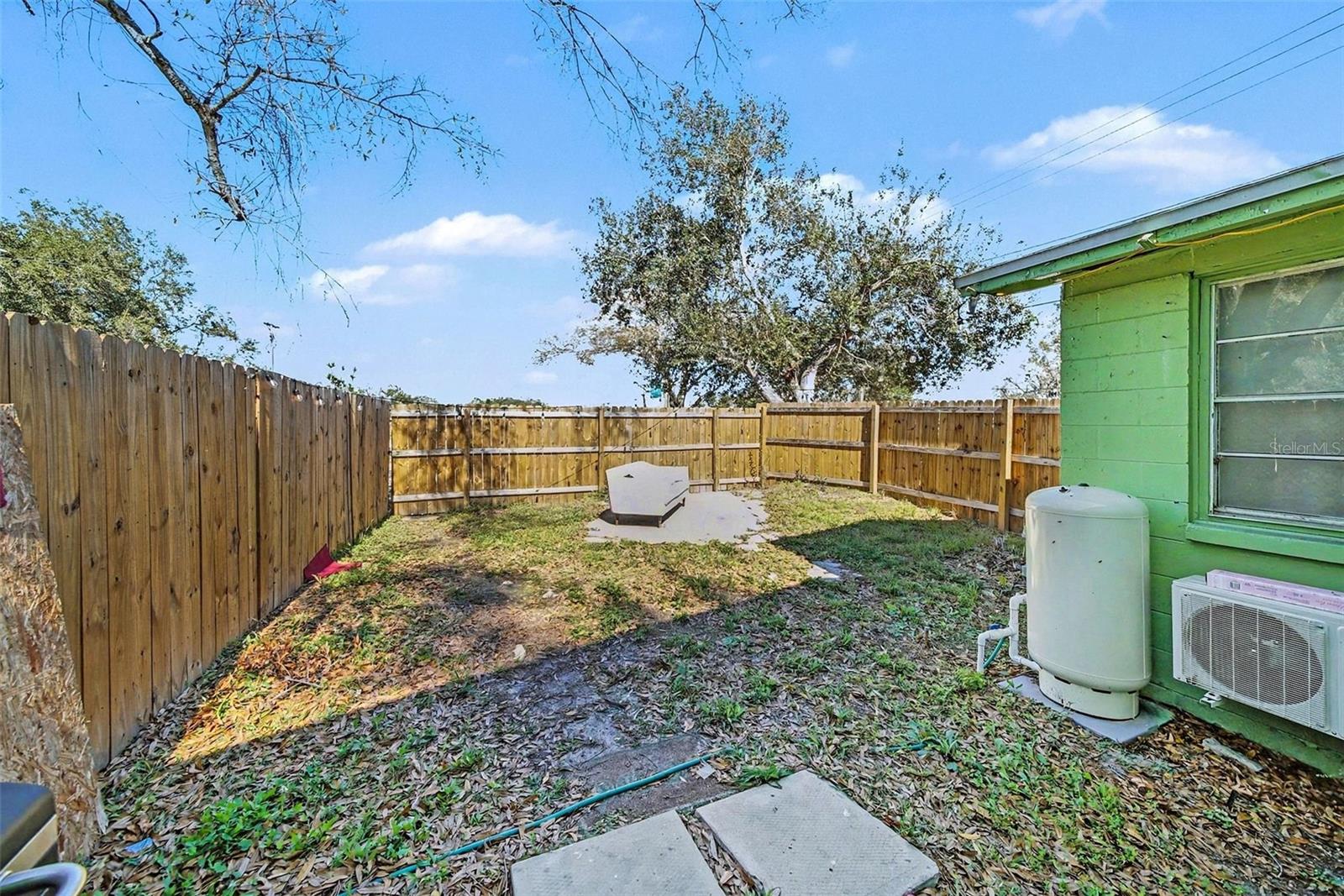 Image 22 of 39 For 5016 Garden Lane