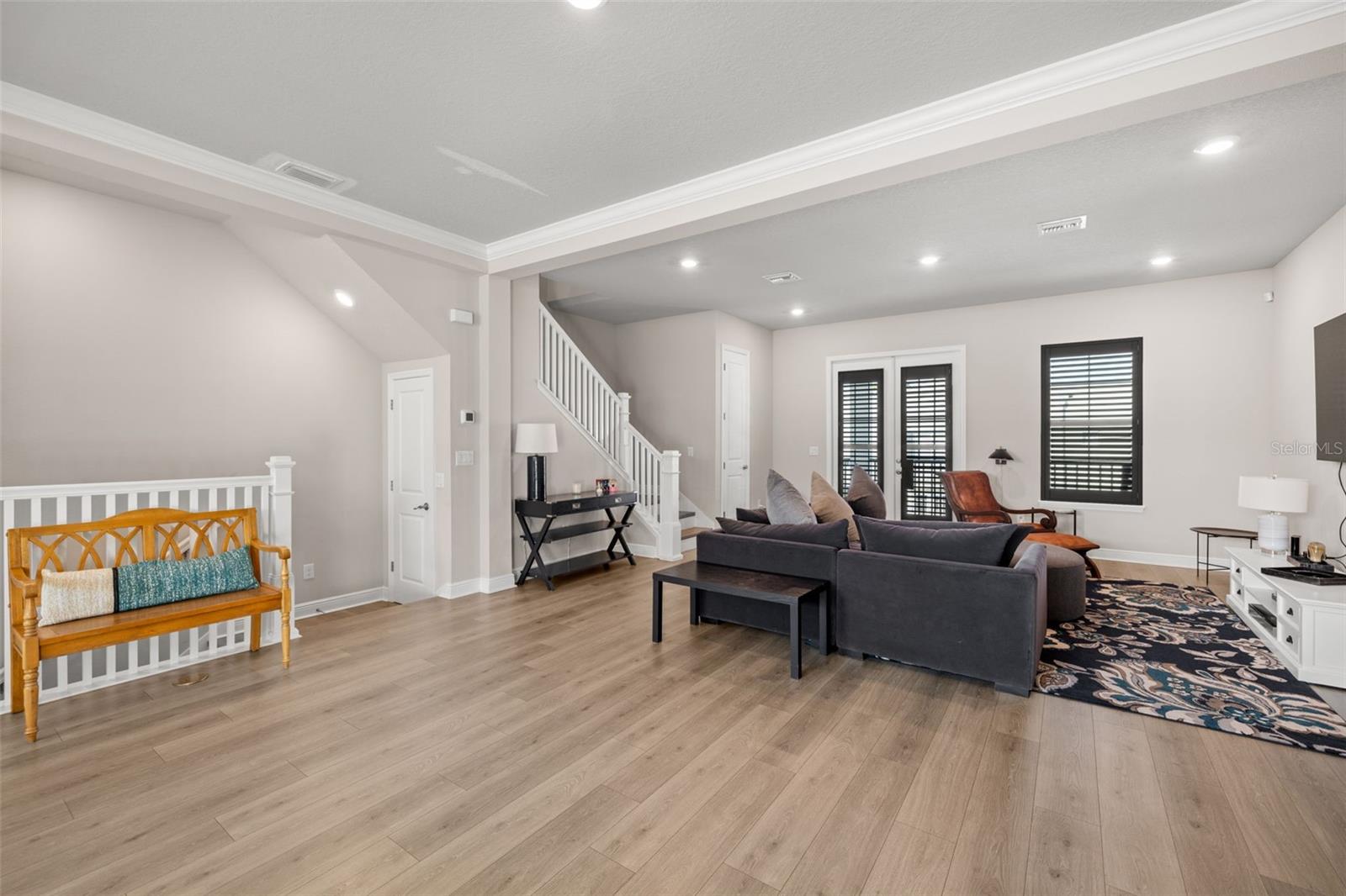 Image 15 of 35 For 2112 Azeele Street