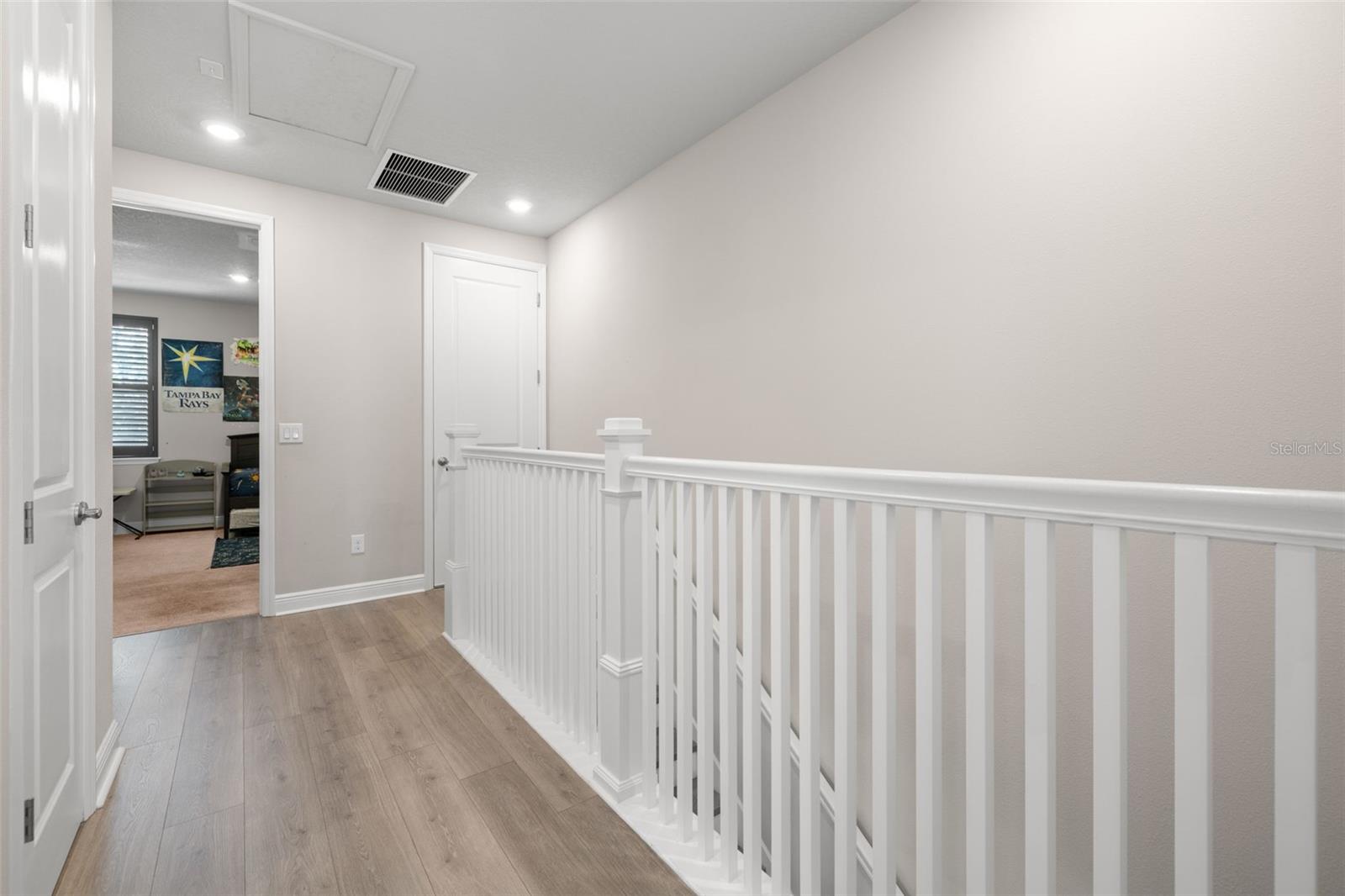 Image 24 of 35 For 2112 Azeele Street