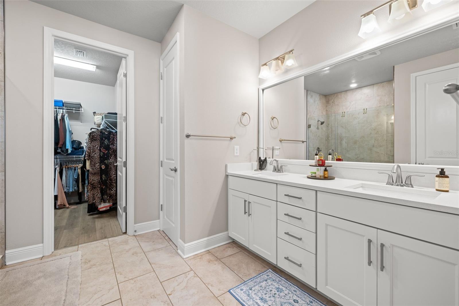 Image 28 of 35 For 2112 Azeele Street