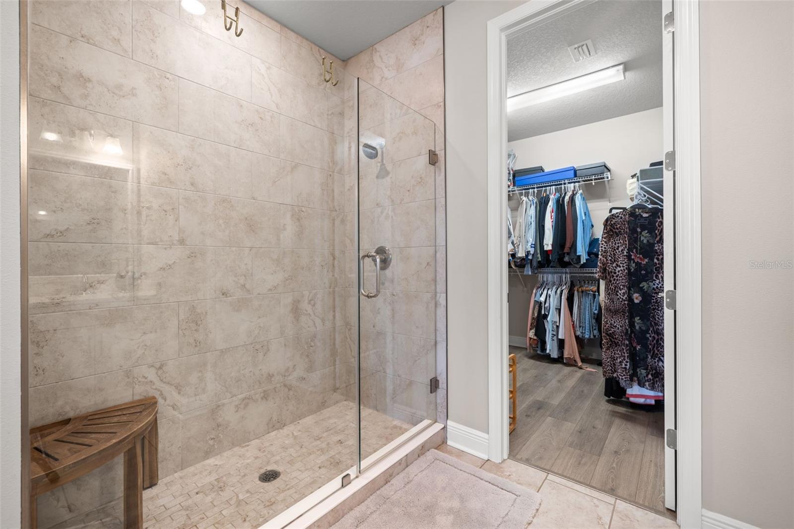 Image 29 of 35 For 2112 Azeele Street