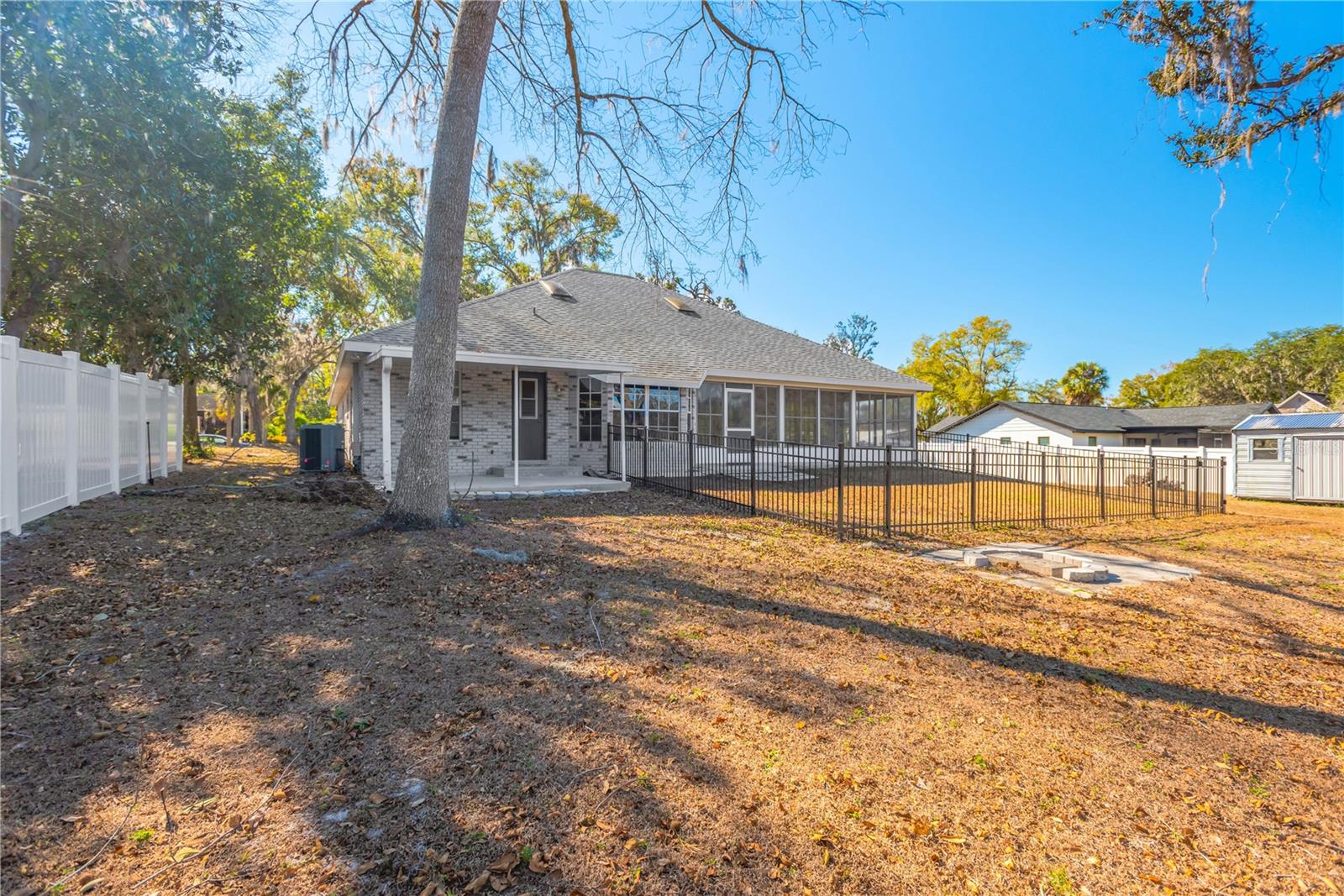 Image 45 of 52 For 11534 River Country Drive