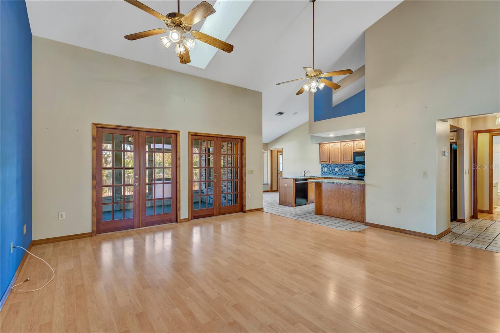 Image 6 of 52 For 11534 River Country Drive