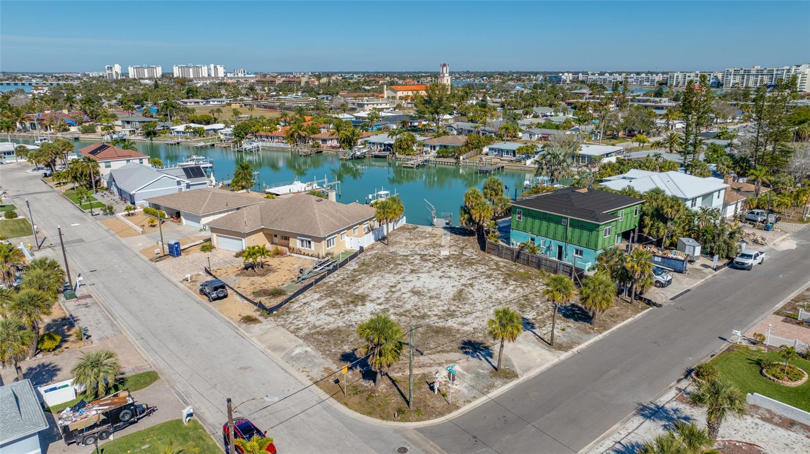 Image 10 of 25 For 625 80th Avenue