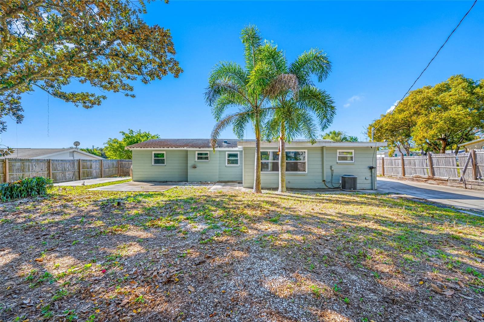 Image 18 of 61 For 3412 Peterborough Street