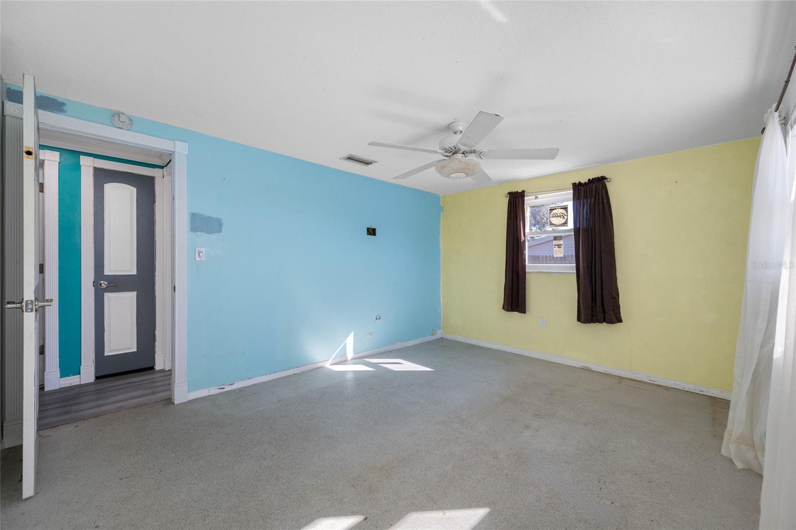 Image 39 of 61 For 3412 Peterborough Street