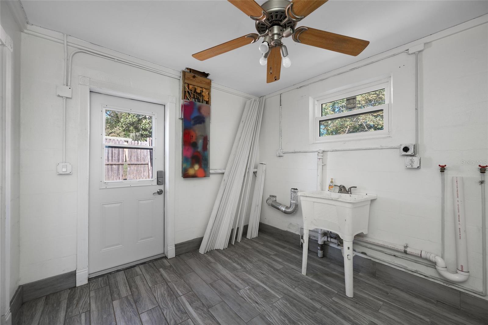 Image 52 of 61 For 3412 Peterborough Street