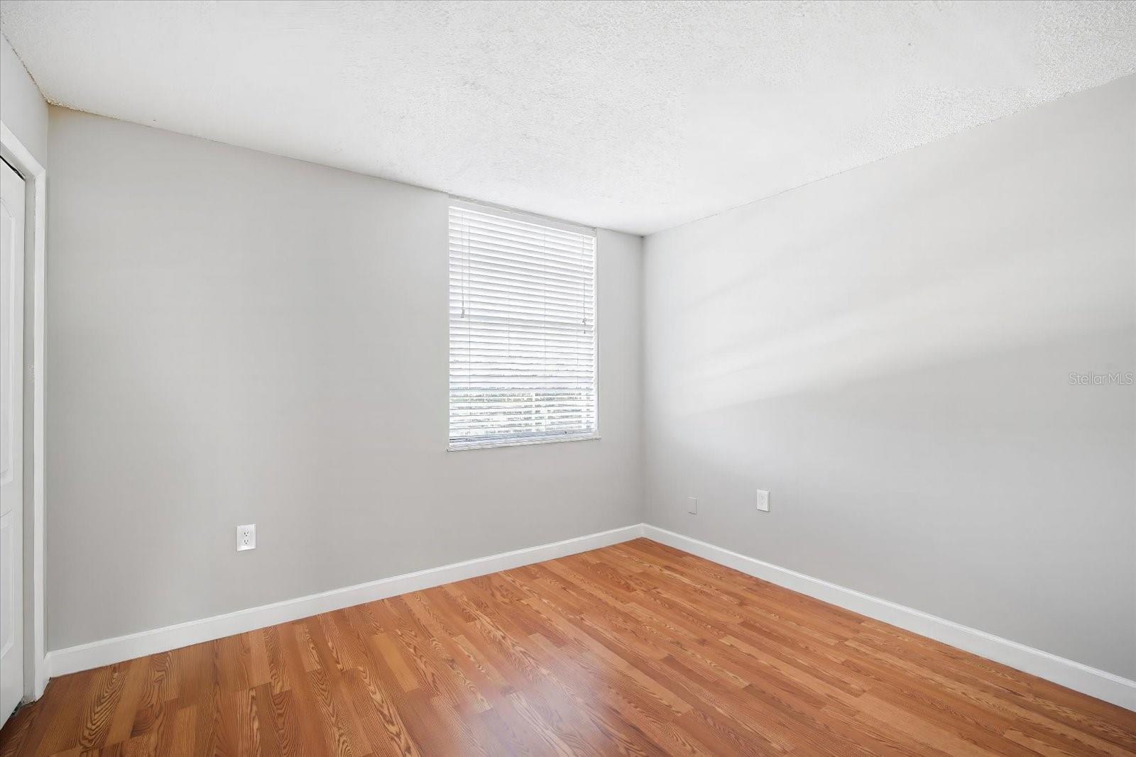 Image 20 of 34 For 811 Russell Lane 309